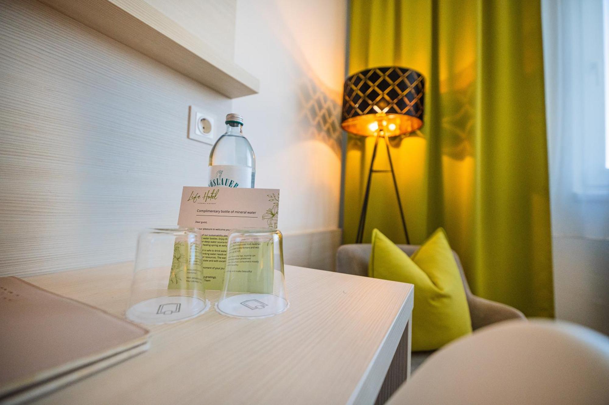 Lifehotel Vienna Airport Фишаменд Дорф Экстерьер фото