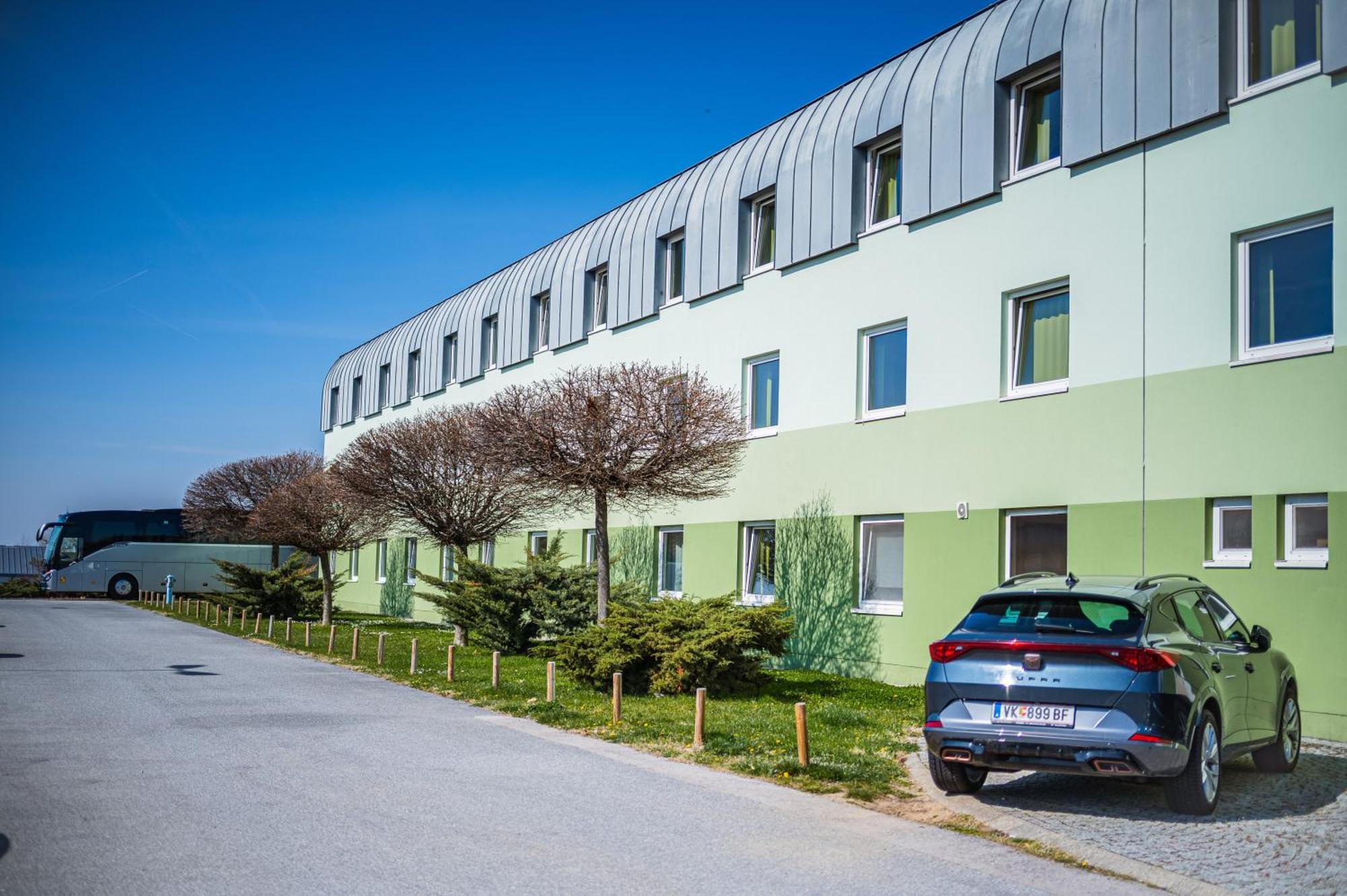 Lifehotel Vienna Airport Фишаменд Дорф Экстерьер фото